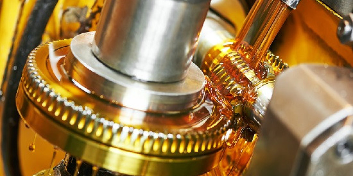 Lubricants Market Dynamics: Innovations, Demand Shifts, and Key Players