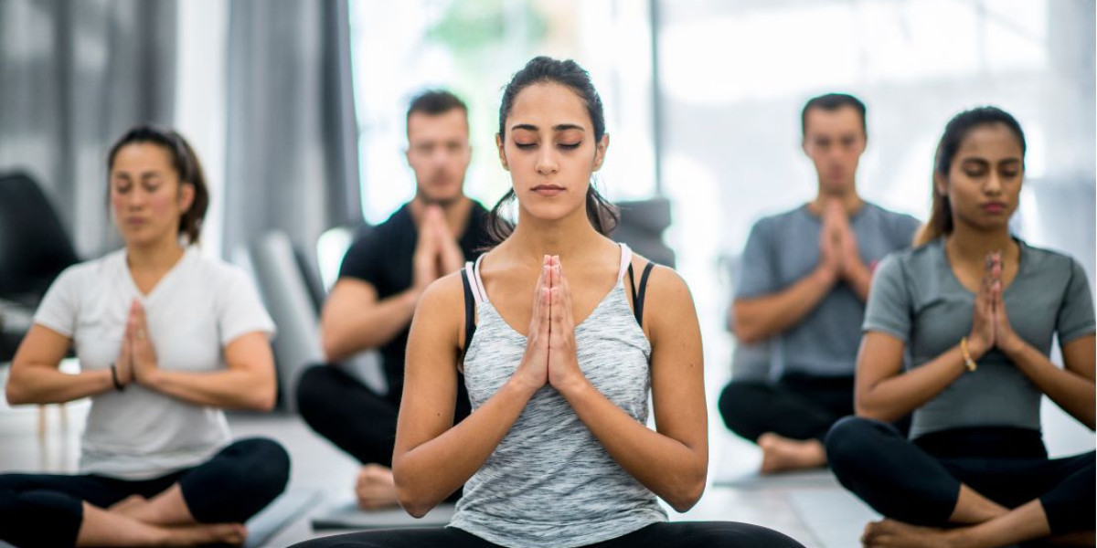 Best 200 Hours Yoga Teacher Training in India: Your Path to Yoga Mastery in Rishikesh