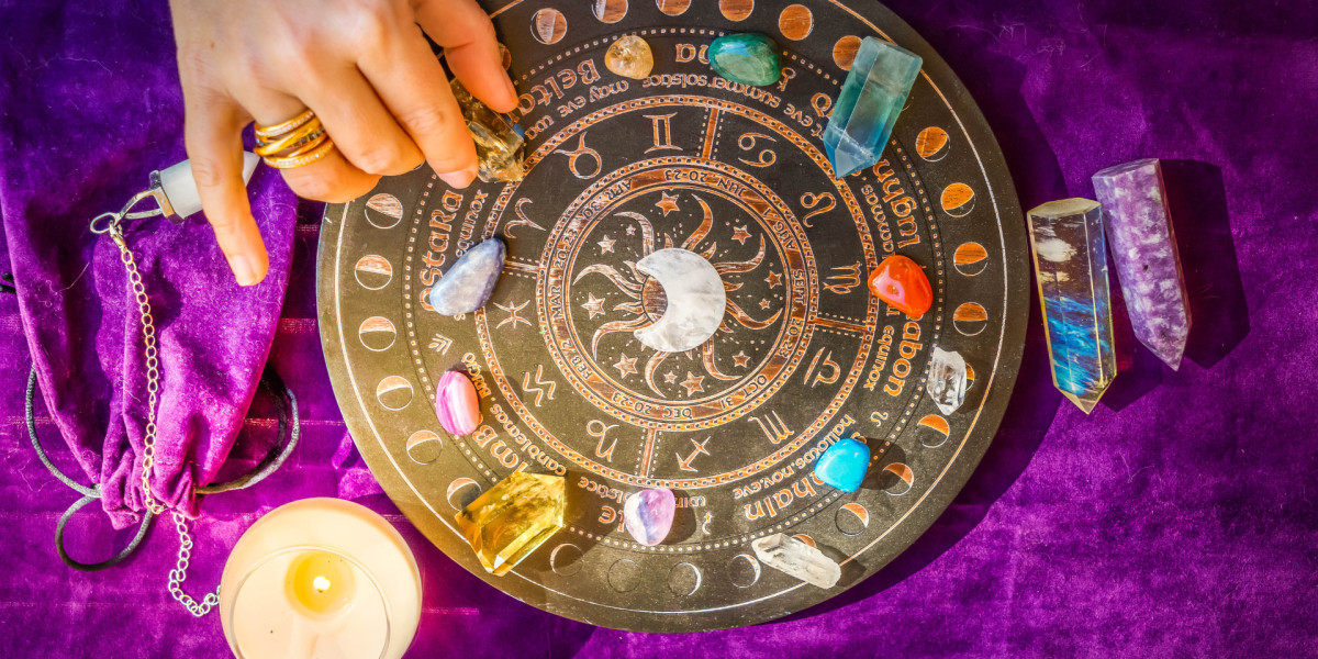 Good Astrologer in Dubai – Find Trusted Guidance for Your Future