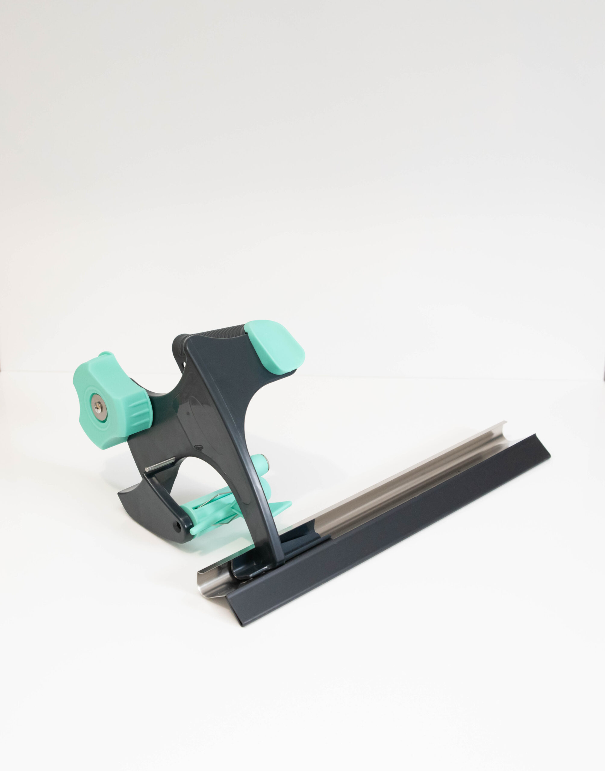 BAAZ Hand Masker- Masking film & Paper Dispensers - BAAZ Painting Supplies