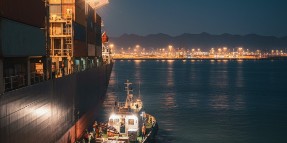 How Marine Supply Chains Work in UAE Ports